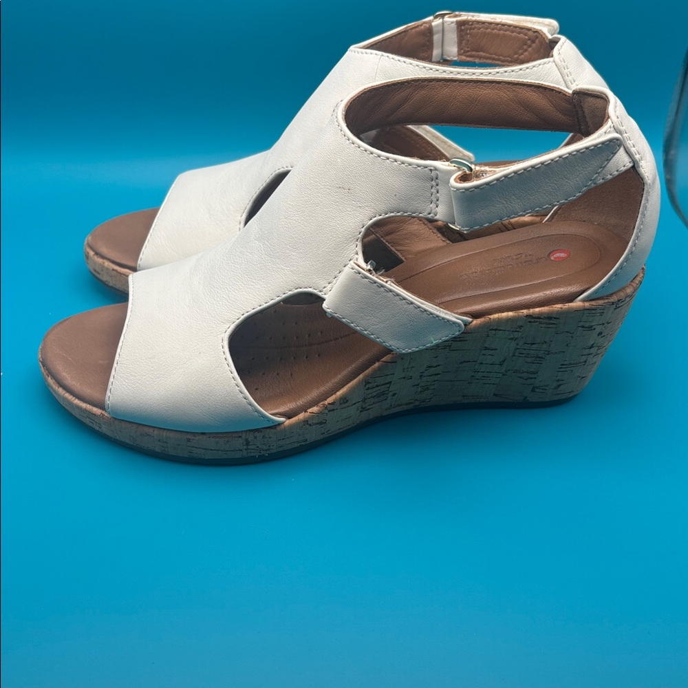 Clark’s Unstructured Plaza Strap Wedge White Leather Sandals, size 7, EUC - Picture 5 of 12